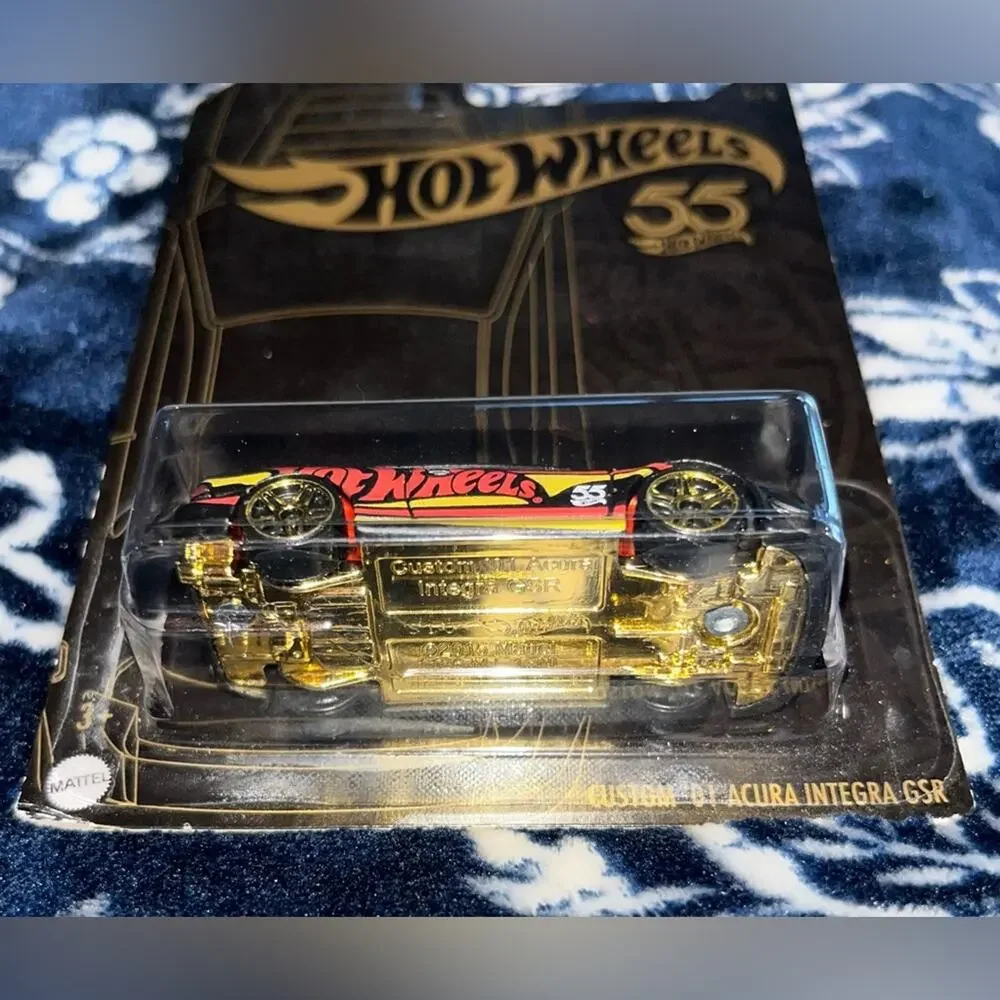 NIB! Hot Wheels 55th Anniversary 2023 Pearl & Chrome '01 Acura Intergra GSR #5/6
